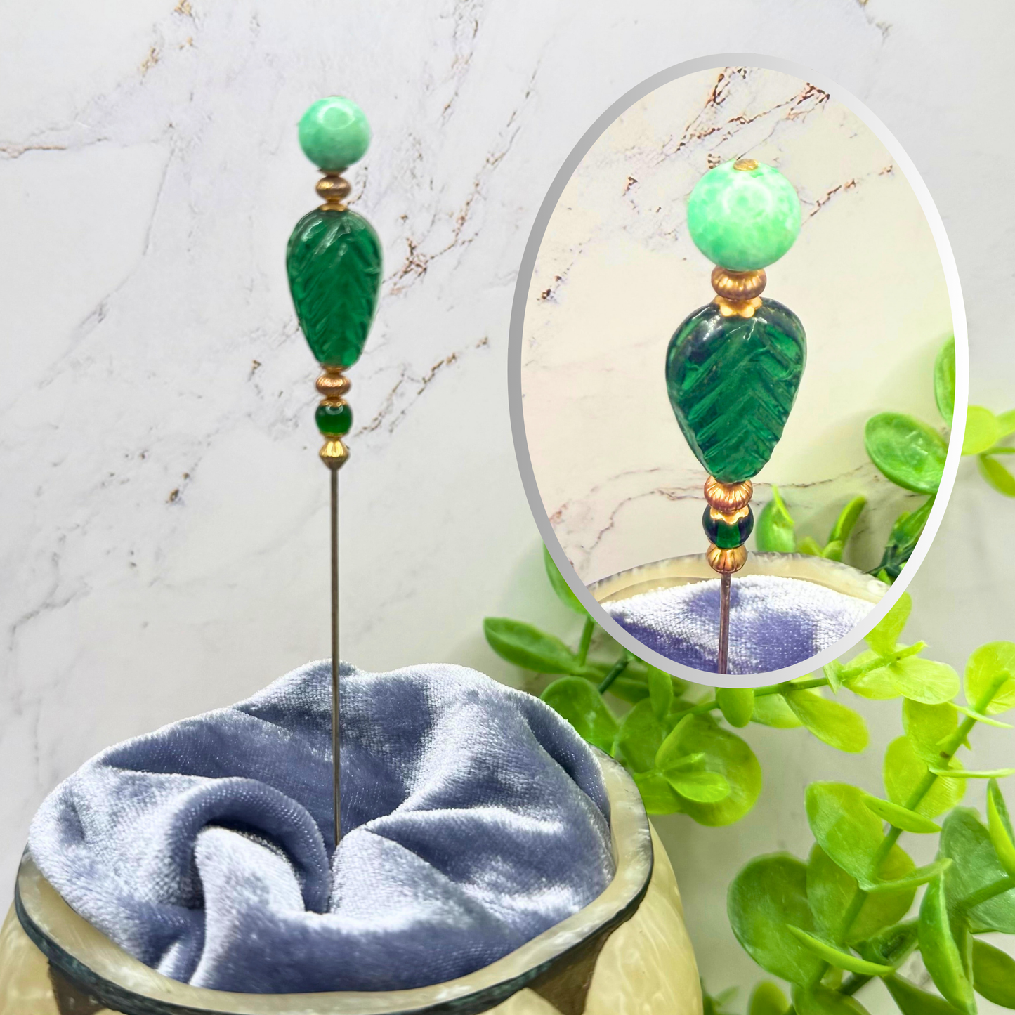 ✨ Handmade Vintage-Inspired Hatpin | Stick Pin | Hat Accessory | Sweater & Hijab Pin | Decorative Jewelry Gift for Her ✨

Art Deco Style Green Glass Leaf Design -Mottled Light Green Round Top Finial Hatpin - 6 Inch