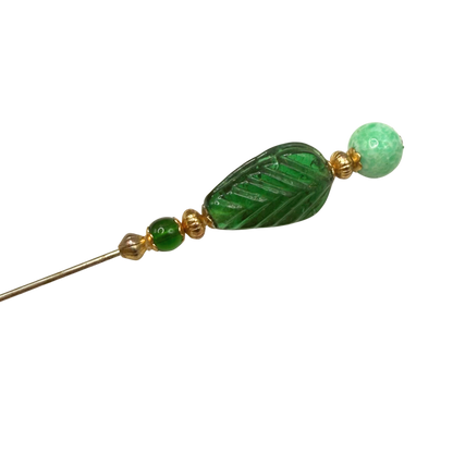 ✨ Handmade Vintage-Inspired Hatpin | Stick Pin | Hat Accessory | Sweater & Hijab Pin | Decorative Jewelry Gift for Her ✨

Art Deco Style Green Glass Leaf Design -Mottled Light Green Round Top Finial Hatpin - 6 Inch