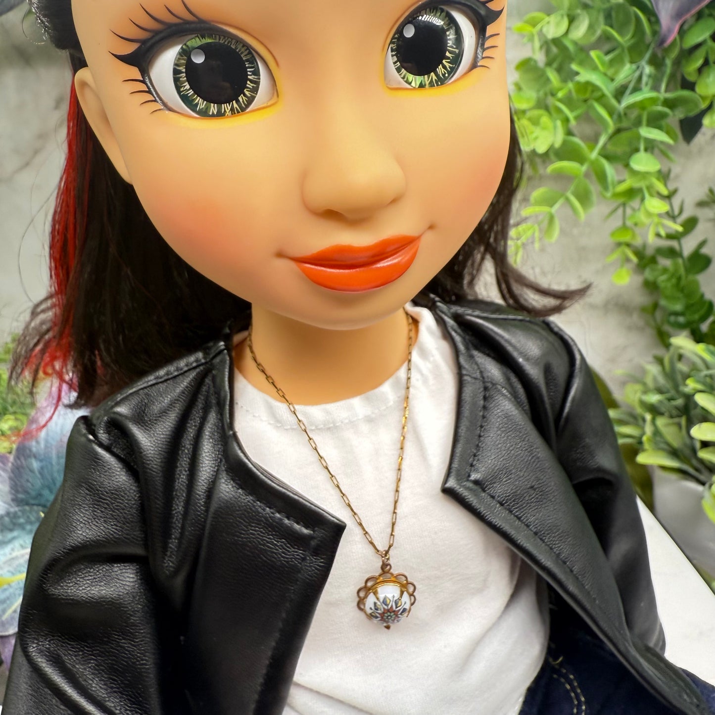 Copper Tone Chain White Glass Flower Design Pendant Doll Necklace • 18 Inch Fashion Doll Jewelry