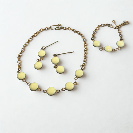 Cream Color & Brass Bronze Tone Round Link Doll Necklace Bracelet Earrings • 18 Inch Fashion Doll Jewelry