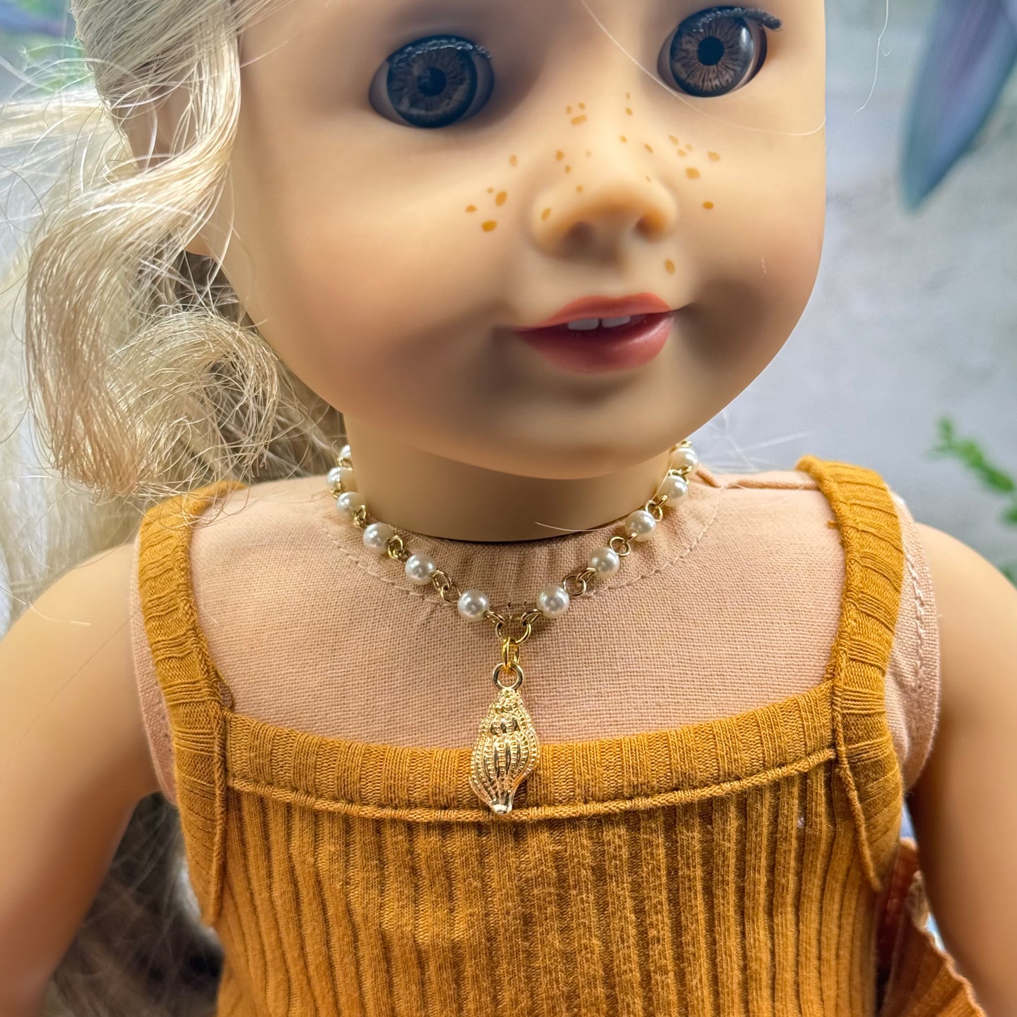 Gold Beach Style Conch Shell Charm Pearl Beaded Doll Necklace for 18 Inch Fashion Doll