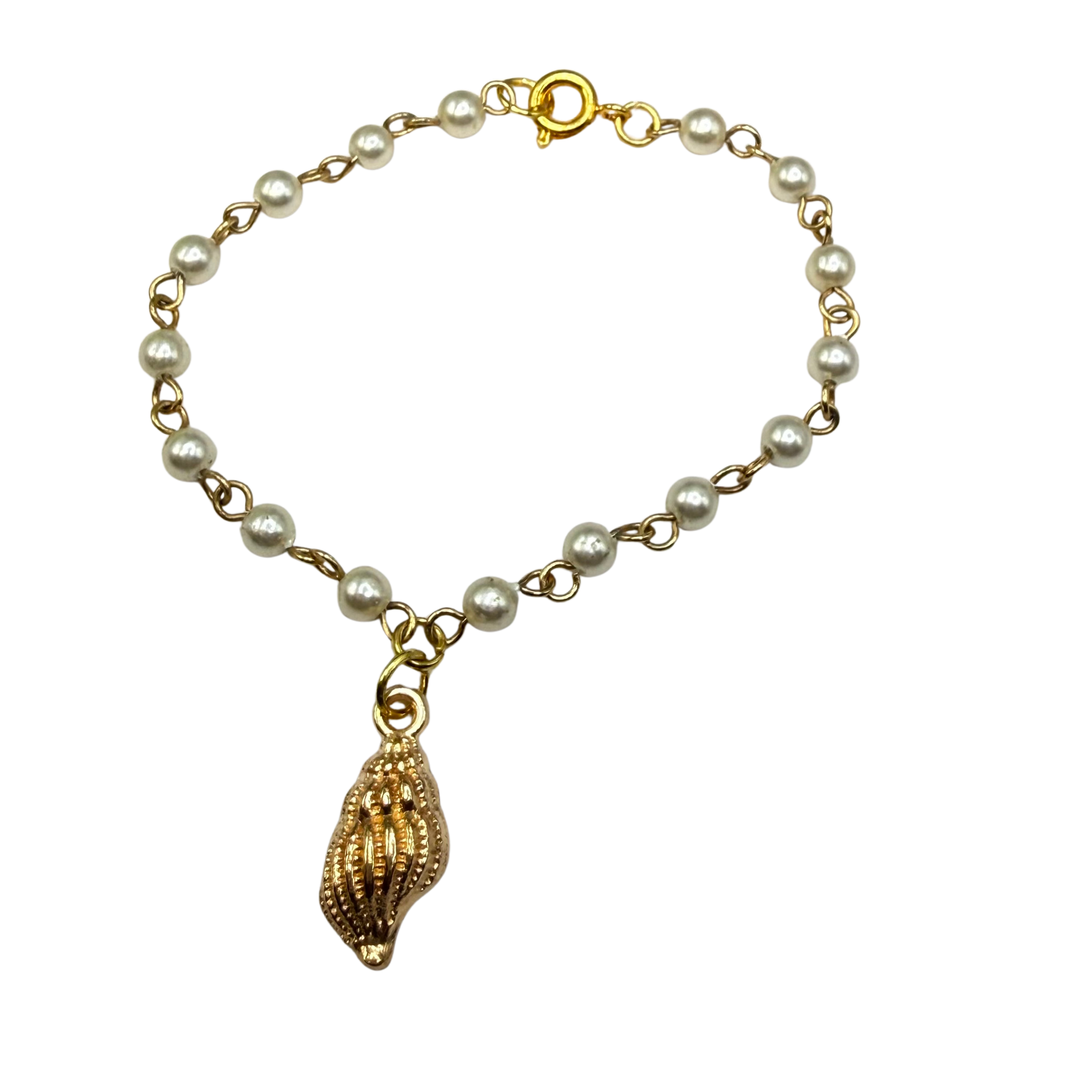 ✨Handmade Doll Jewelry Designed to Fit popular 18 Inch Fashion Dolls: add a little “Summer Fun ☀️ Beachy Style 🏝️” to your favorite doll!✨

Gold Beach Style Conch Shell Charm Pearl Beaded Doll Necklace