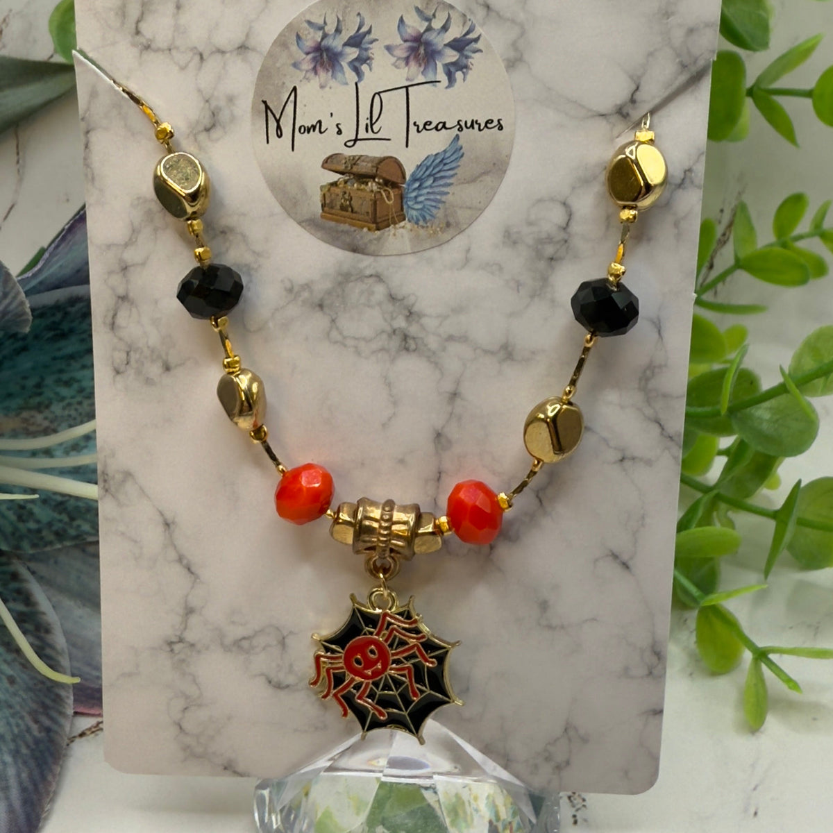 ✨Handmade Doll Jewelry Designed to Fit popular 18 Inch Fashion Dolls: add some “Spooky Halloween 🎃” style to your favorite doll!✨

Black Red Spider Web Halloween Charm Beaded Gold Tone Chain Doll Necklace. Necklace measures 6 inches long.