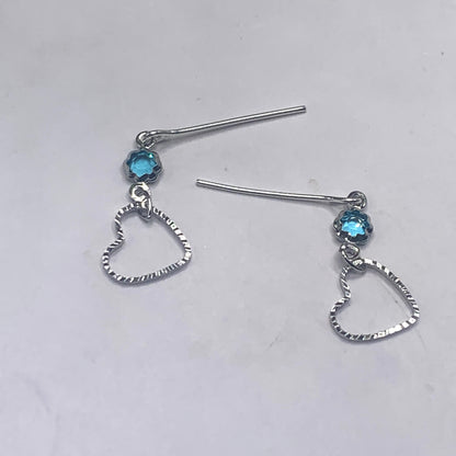✨Handmade Doll Jewelry Designed to Fit popular 18 Inch Fashion Dolls: add a stylish touch to your favorite doll!✨

Blue Crystal accent Silver tone Heart Dangle Doll Earrings.