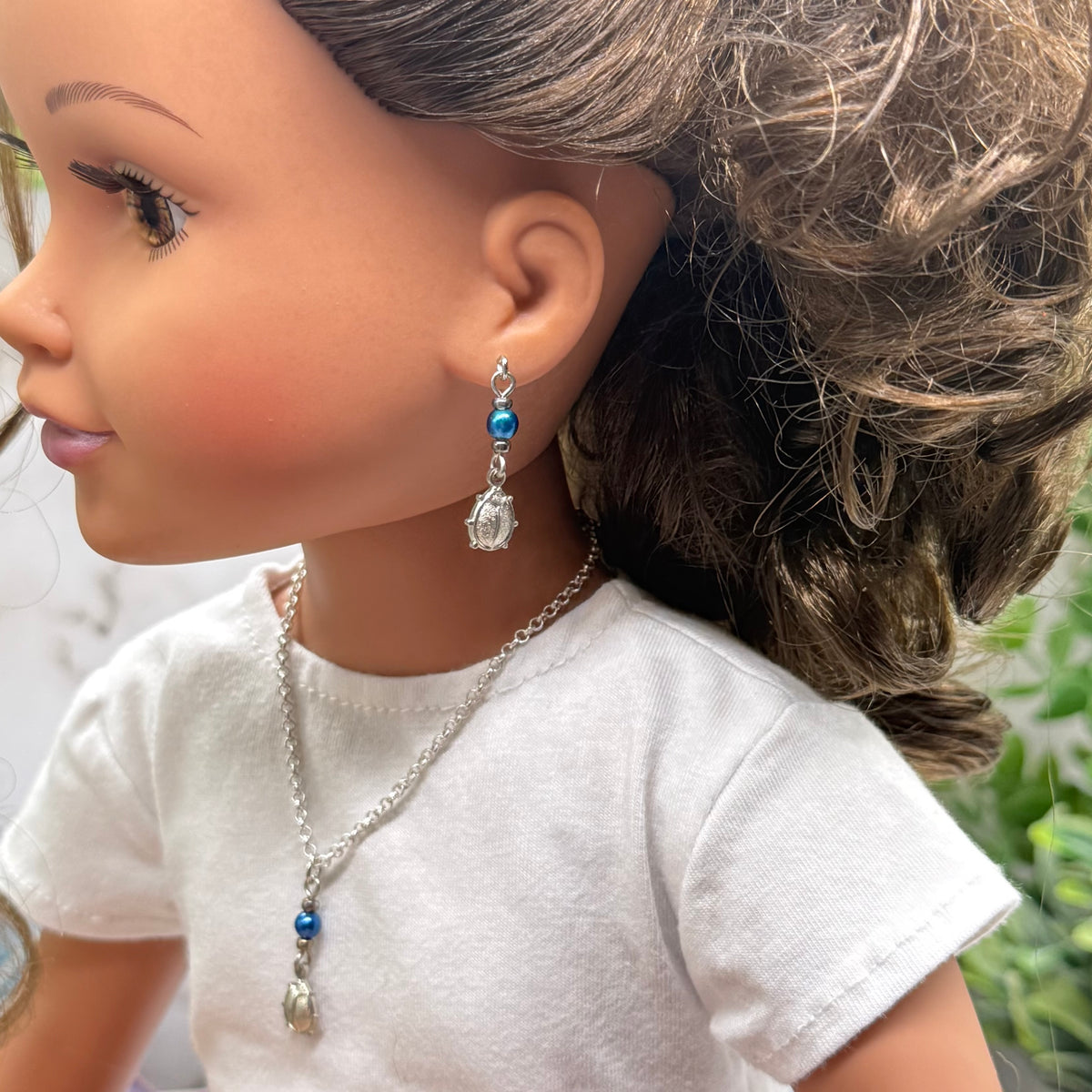 ✨ Handmade Doll Jewelry Designed to Fit popular 18 Inch Fashion Dolls: add a stylish touch to your favorite doll ✨

Blue Pearl Silver Ladybug Charm Doll Necklace & Earrings Set
