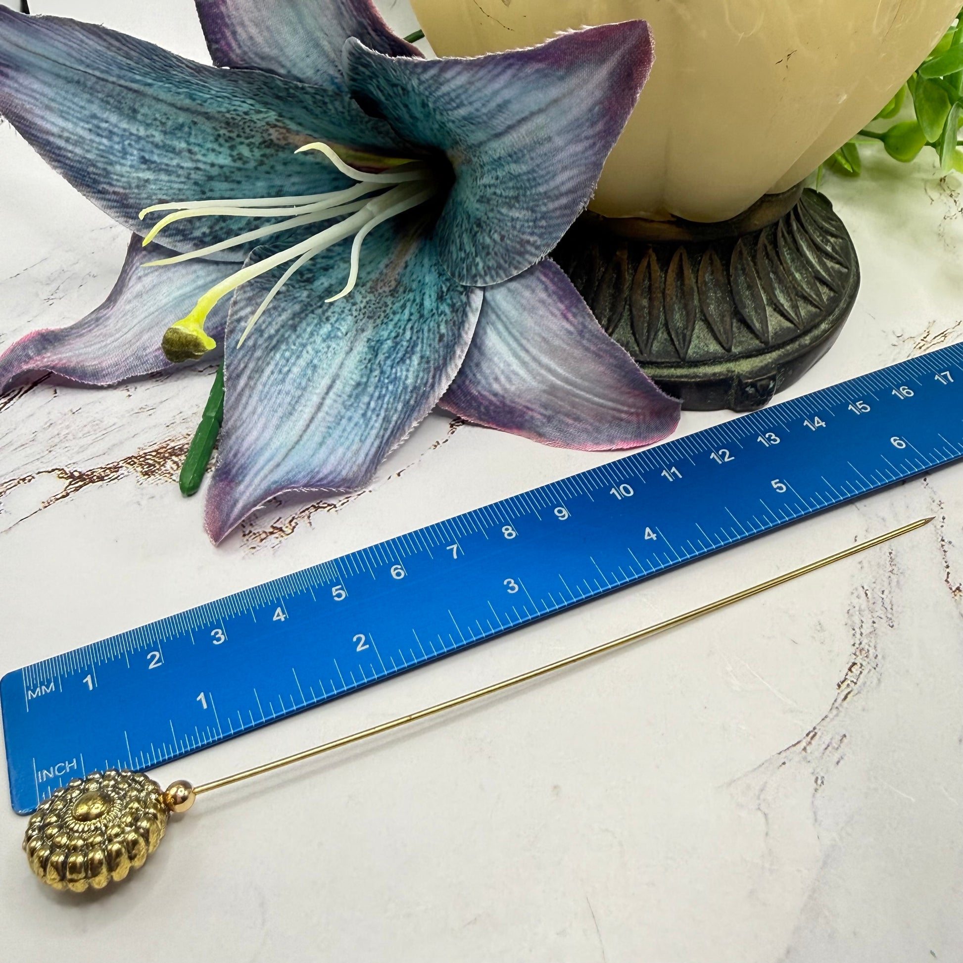 ✨ Handmade Vintage-Inspired Hatpin | Stick Pin | Hat Accessory | Sweater & Hijab Pin | Decorative Jewelry Gift for Her ✨

Brass Gold Tone Acrylic Circular Textured Beaded Pebbled Design Hatpin 