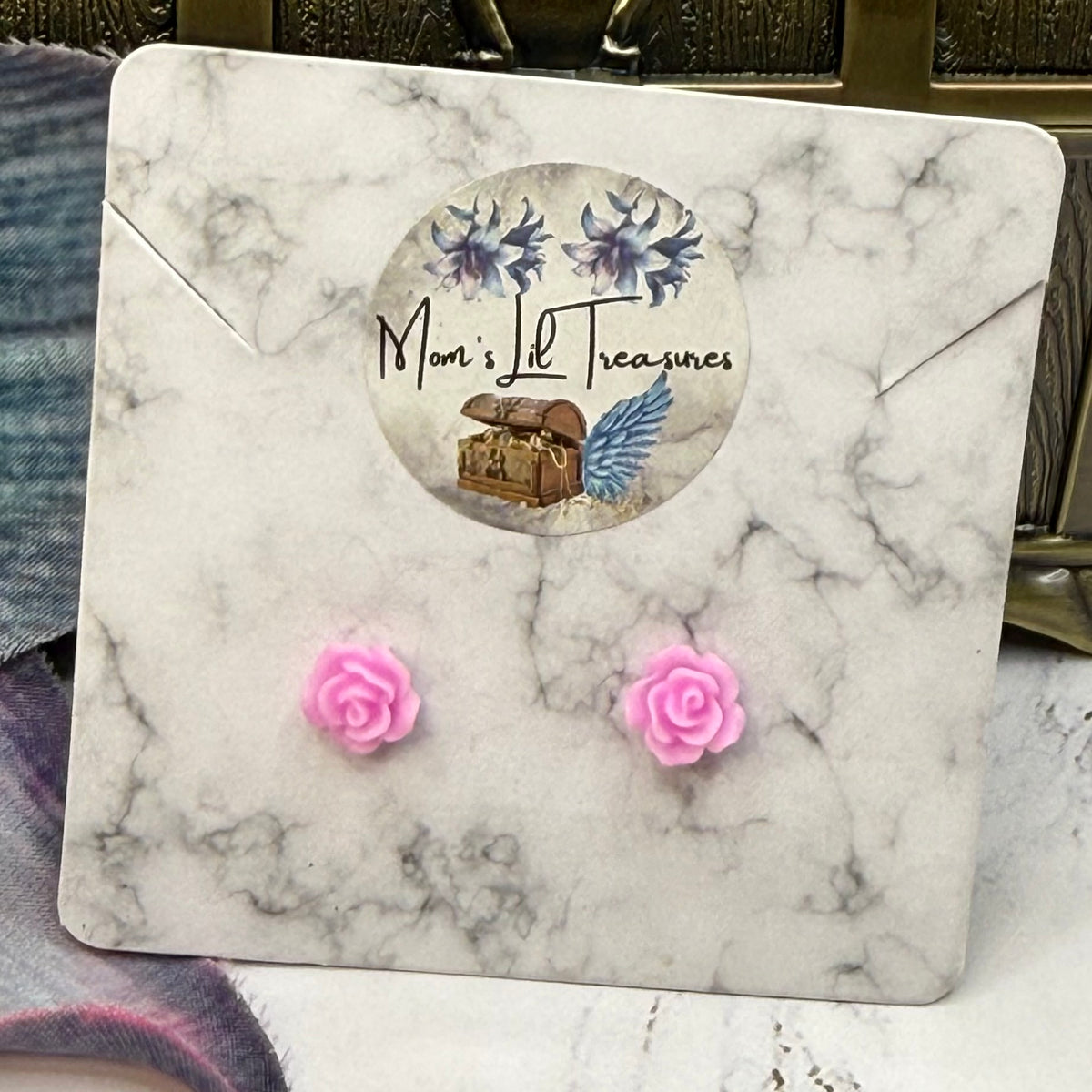 ✨Handmade Post Doll Earrings (Only fit 2mm drilled pierced ears) Designed to Fit popular 18 Inch Fashion Dolls: add a stylish touch to your favorite doll ✨

Bright Pink Rose Flower 2mm Post Doll Earrings
