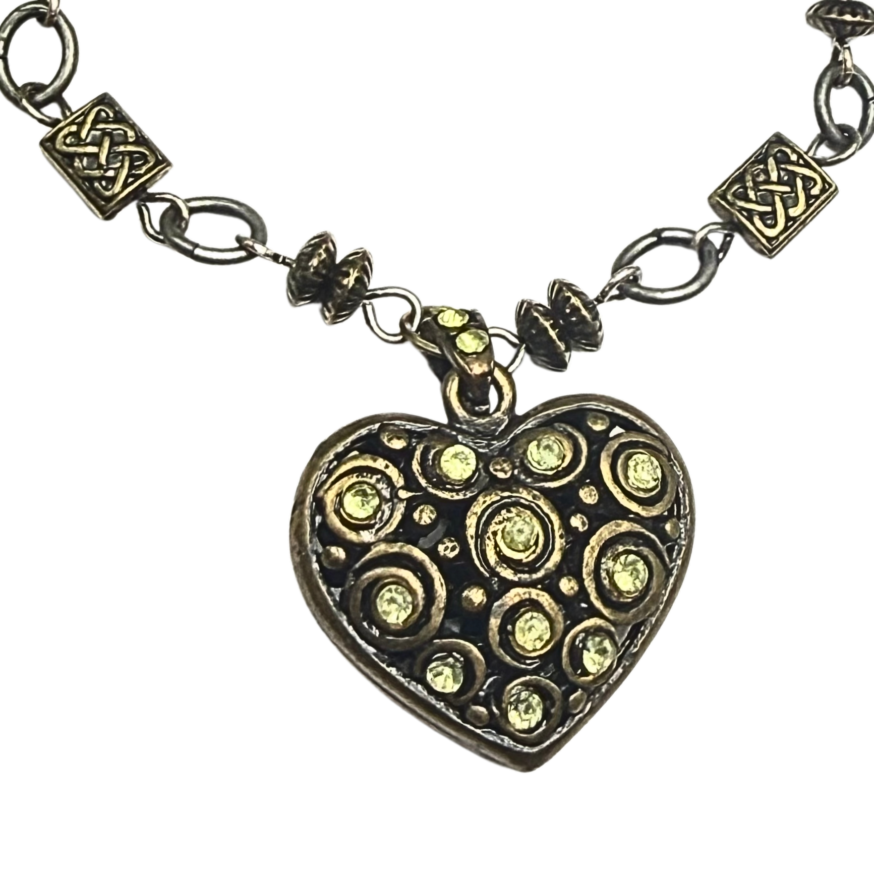 ✨Handmade Jewelry Designed to fit popular 17 to 20 cm (6 to 7 inch) Plushie Labubu Monster Dolls: add a stylish touch to your favorite plushie! ✨

Bronze Brass Heart Charm Rhinestone Accent Link Chain Necklace