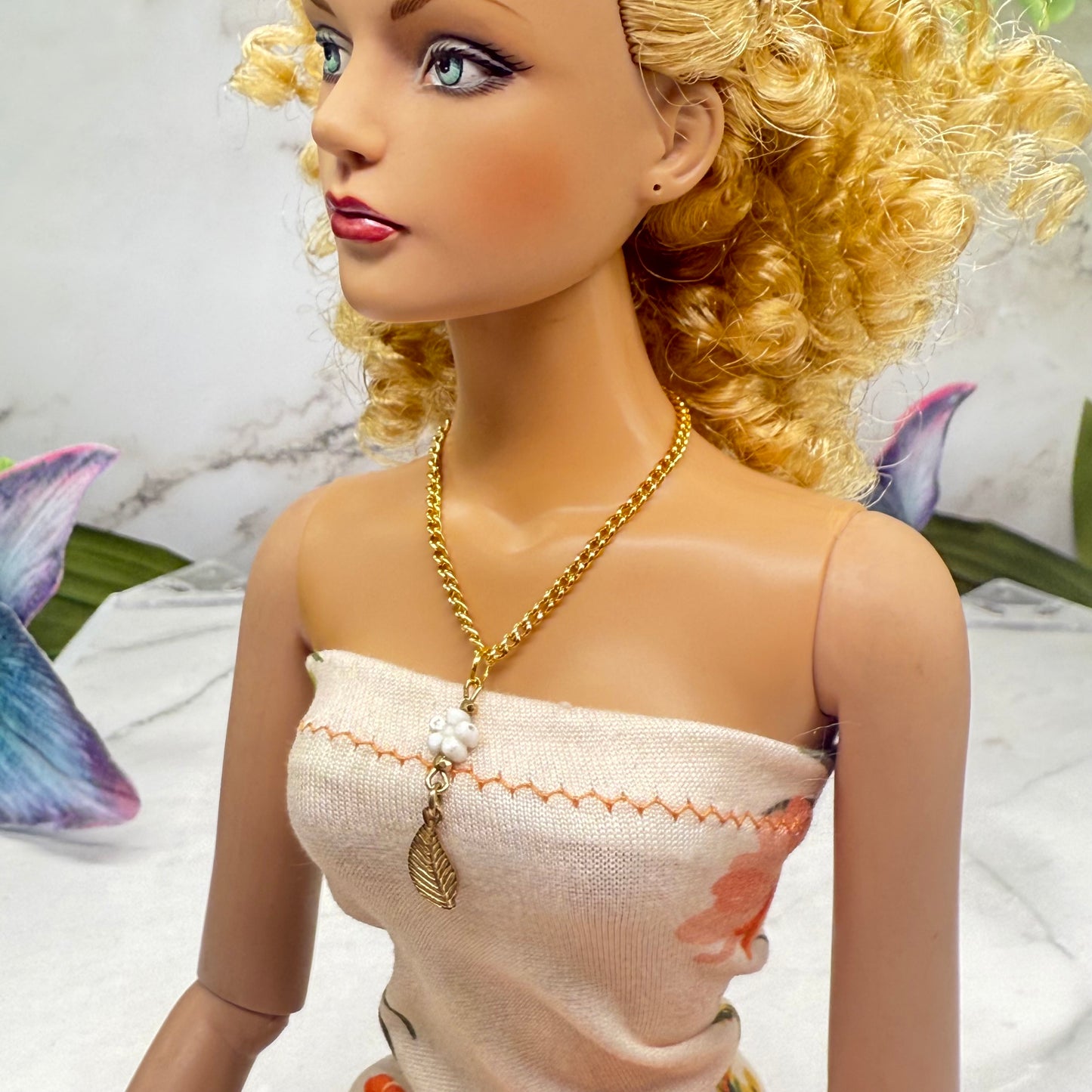 Gold Leaf Flower Pendant Doll Necklace • 16 Inch Fashion Doll Jewelry