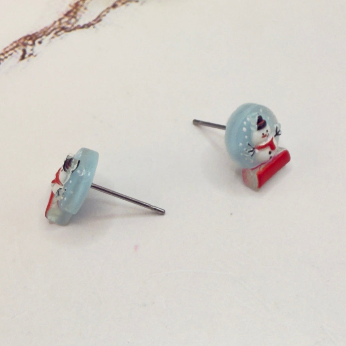 ✨Handmade Doll Jewelry Designed to Fit popular 18 Inch Fashion Dolls: add jolly “Christmas Holiday🎄” style to your favorite doll!✨

Christmas Snow Globe Snowman Post Doll Earrings