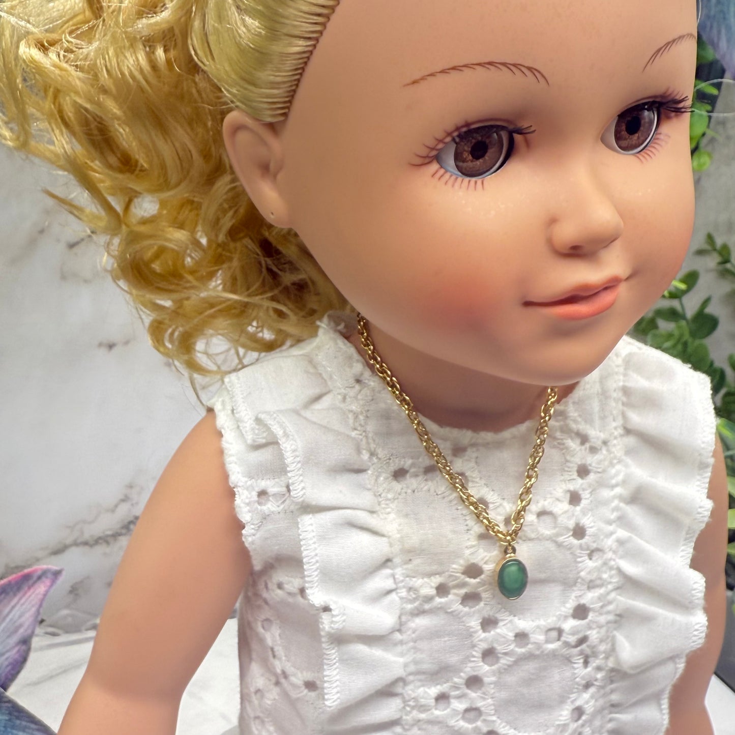 Green Oval Pendant Gold Chain Doll Necklace • 18 Inch Fashion Doll Jewelry