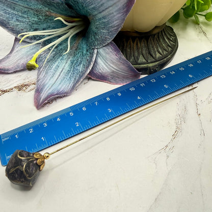 ✨Handmade Vintage-Inspired Hatpin | Stick Pin | Hat Accessory | Sweater & Hijab Pin | Decorative Jewelry Gift for Her ✨

Deep Purple Gold Tone Contour Lines Painted Metal Floral Bud Shape Gold Tone Accents - 6 Inch