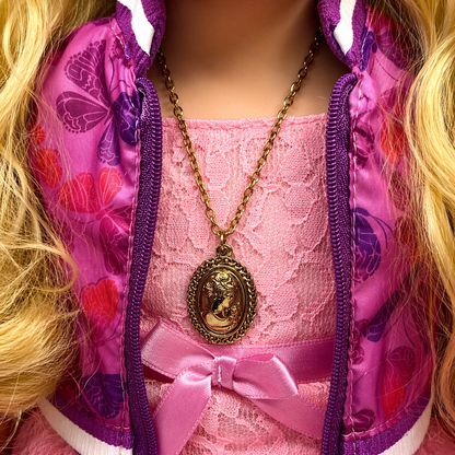 Gold Tone Cameo Pendant Doll Necklace • 18 Inch Fashion Doll Jewelry