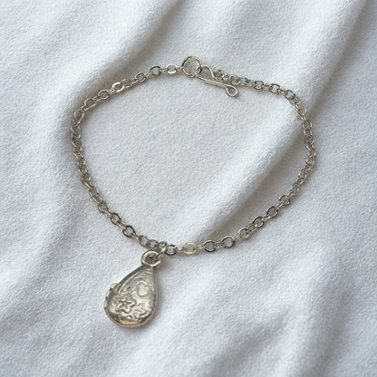 Teardrop Pendant Heart Flower Design Silver Doll Necklace • 18 Inch Fashion Doll Jewelry