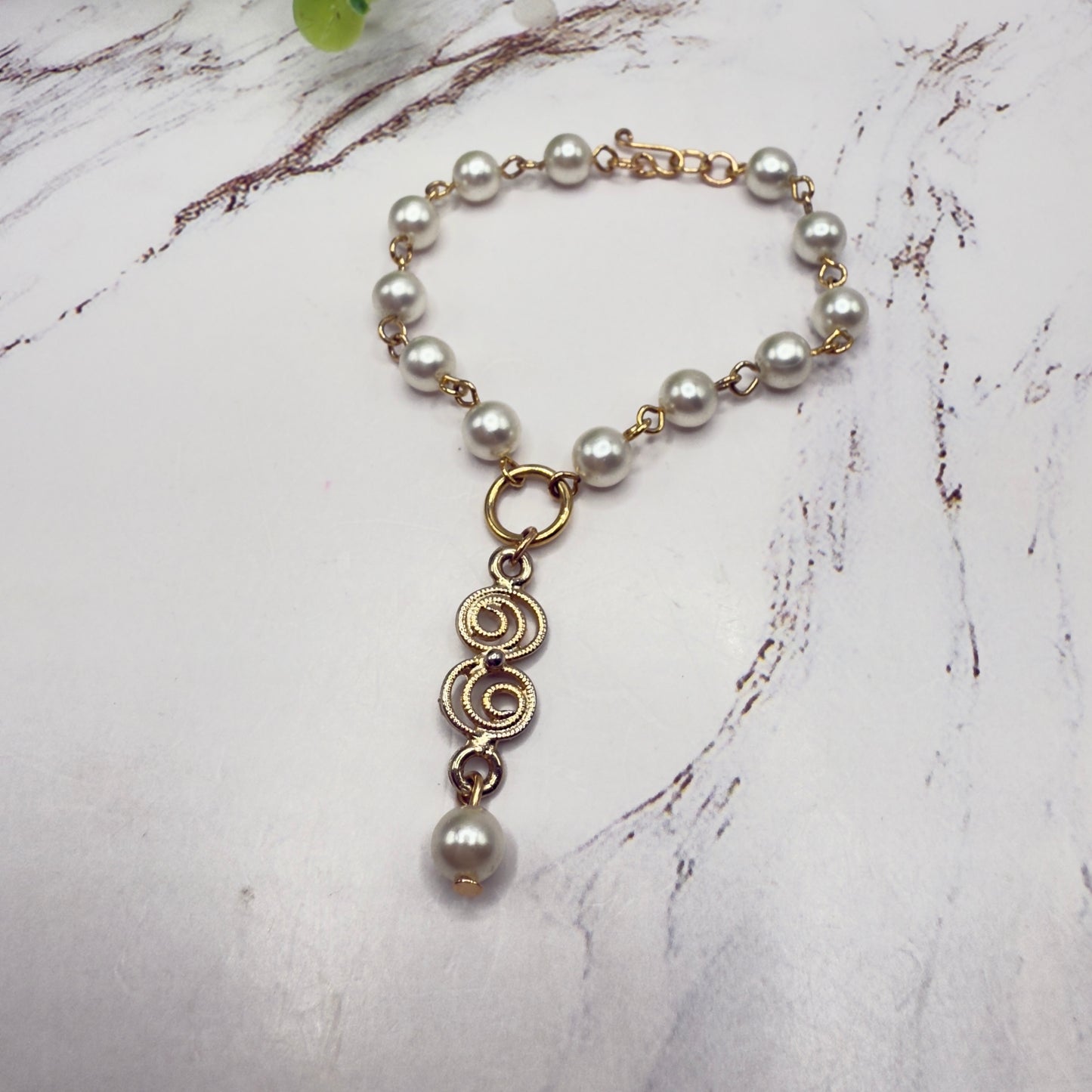 Pearl Gold Spiral Design Y-Style Doll Necklace • 18-22 Inch Fashion Vintage Doll Jewelry
