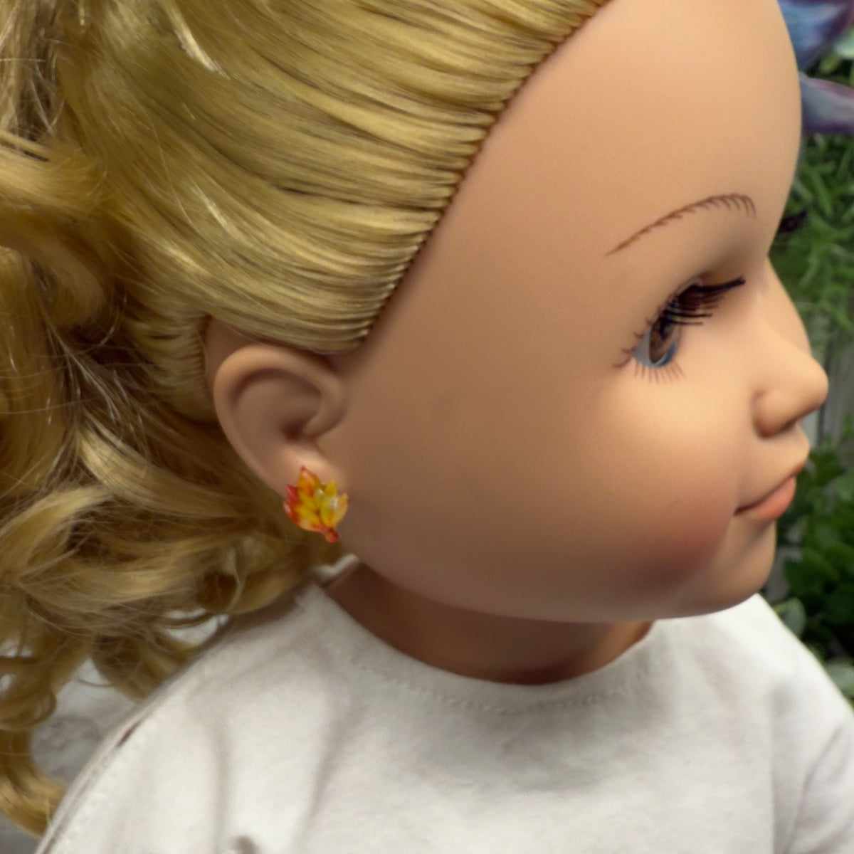 ✨Handmade Doll Jewelry Designed to Fit popular 18 Inch Fashion Dolls: add a “Festive Fall 🍁” stylish touch to your favorite doll!✨

Autumn Fall Leaf Post Doll Earrings