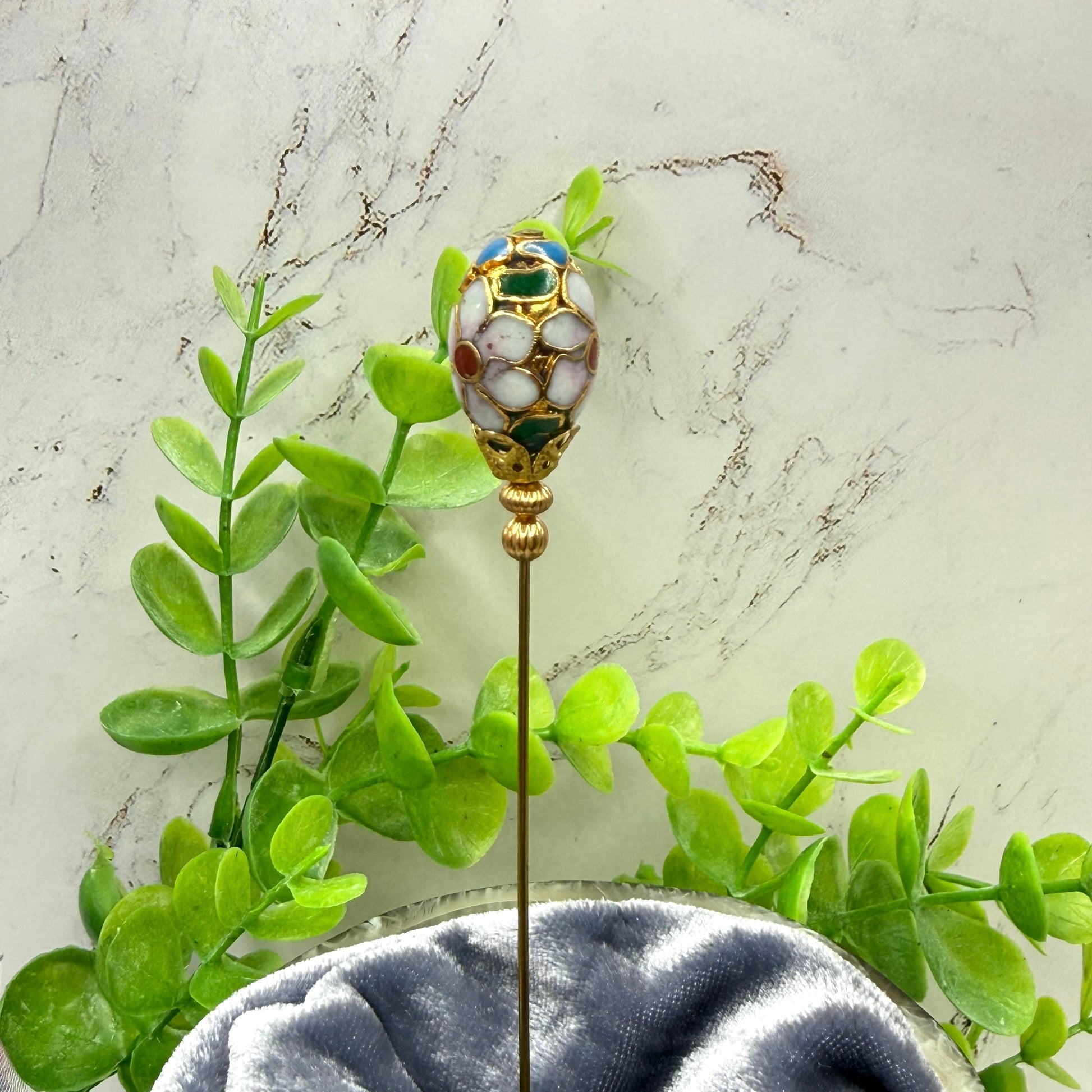 ✨ Handmade Vintage-Inspired Hatpin | Stick Pin | Hat Accessory | Sweater & Hijab Pin | Decorative Jewelry Gift for Her ✨

Floral Multi-colored Design Cloisonné Egg Shaped with Gold-tone Filigree Accent Hatpin - 6 Inch