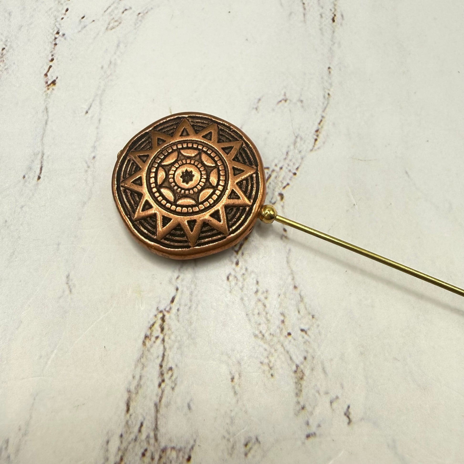 ✨ Handmade Vintage-Inspired Hatpin | Stick Pin | Hat Accessory | Sweater & Hijab Pin | Decorative Jewelry Gift for Her ✨

Geometric Sun Pattern Compass Rose Design Round Copper Bronze Tone Hatpin - 6 Inch
