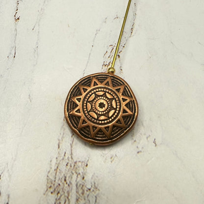 ✨ Handmade Vintage-Inspired Hatpin | Stick Pin | Hat Accessory | Sweater & Hijab Pin | Decorative Jewelry Gift for Her ✨

Geometric Sun Pattern Compass Rose Design Round Copper Bronze Tone Hatpin - 6 Inch