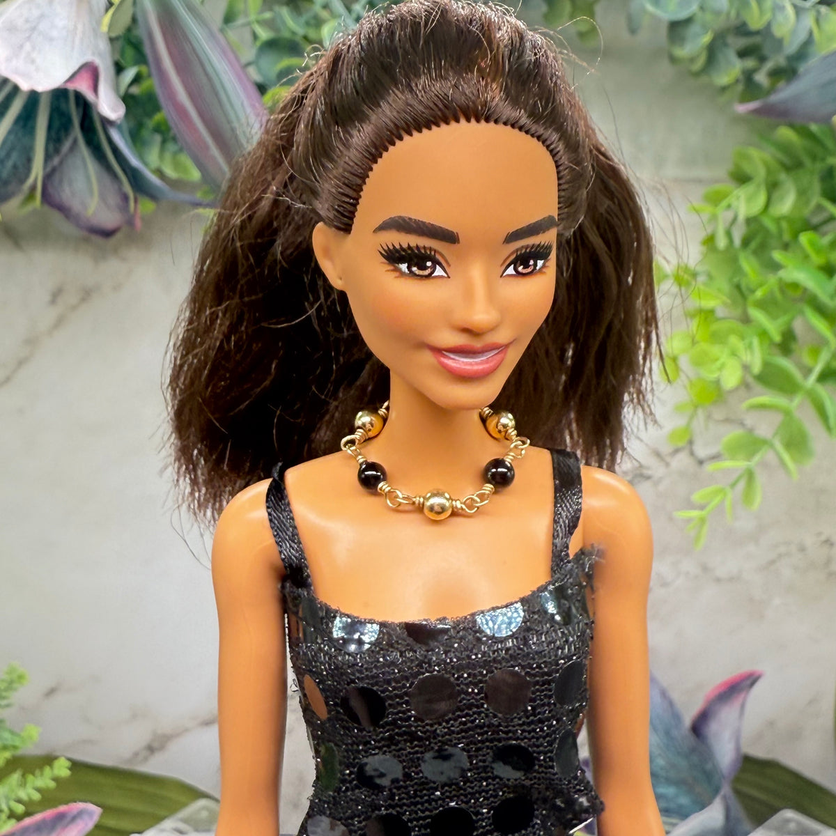 Handmade Doll Jewelry for 10-12” Fashion Trend - 1:6 Size Dolls: add a stylish touch to your favorite doll!
Gold & Black Bead Statement Doll Necklace