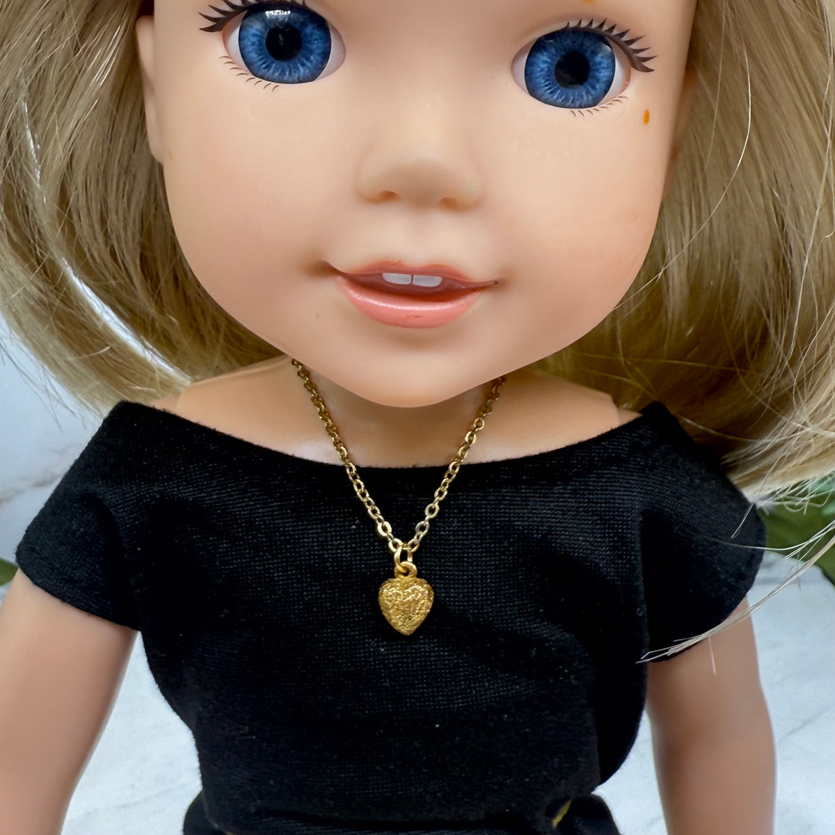 ✨ Handmade Doll Jewelry Designed to Fit popular 14 Inch Fashion Dolls: add a stylish touch to your favorite doll!✨

Gold Heart Charm Doll Necklace