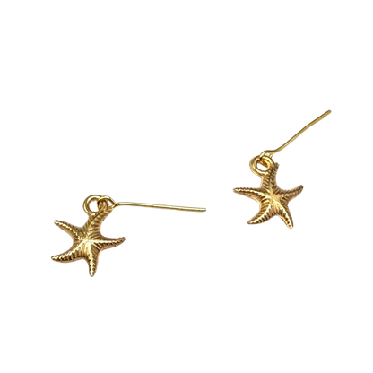 ✨Handmade Doll Jewelry Designed to Fit popular 18 Inch Fashion Dolls: add a little “Summer Fun ☀️ Beachy Style 🏝️” to your favorite doll!✨

Gold Starfish Beach Theme Doll Earrings
