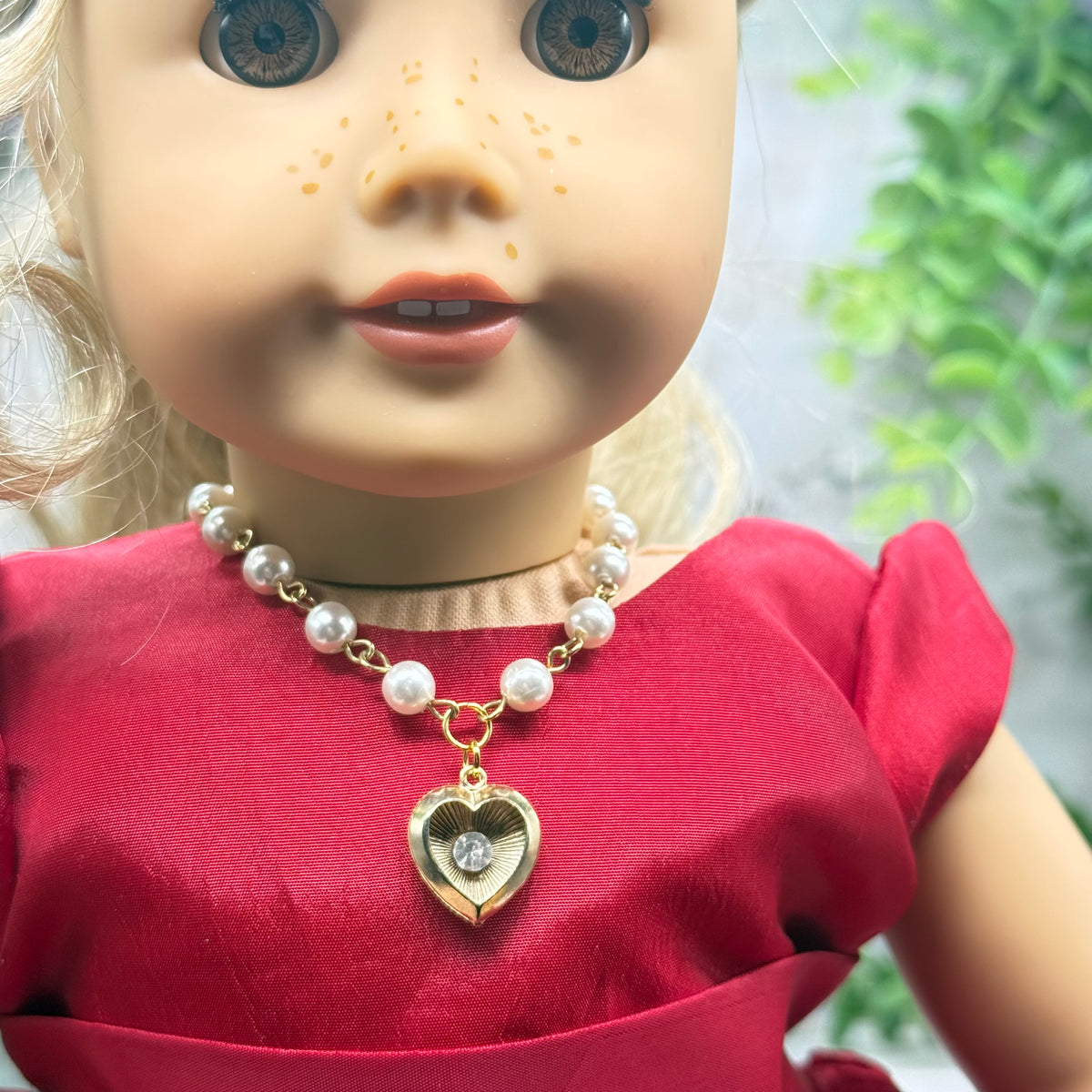 ✨Handmade Doll Jewelry Designed to Fit popular 18 Inch Fashion Dolls: add a stylish touch to your favorite doll!✨

Heart Charm w/ Rhinestone Center Pearl Beaded Gold Doll Necklace
