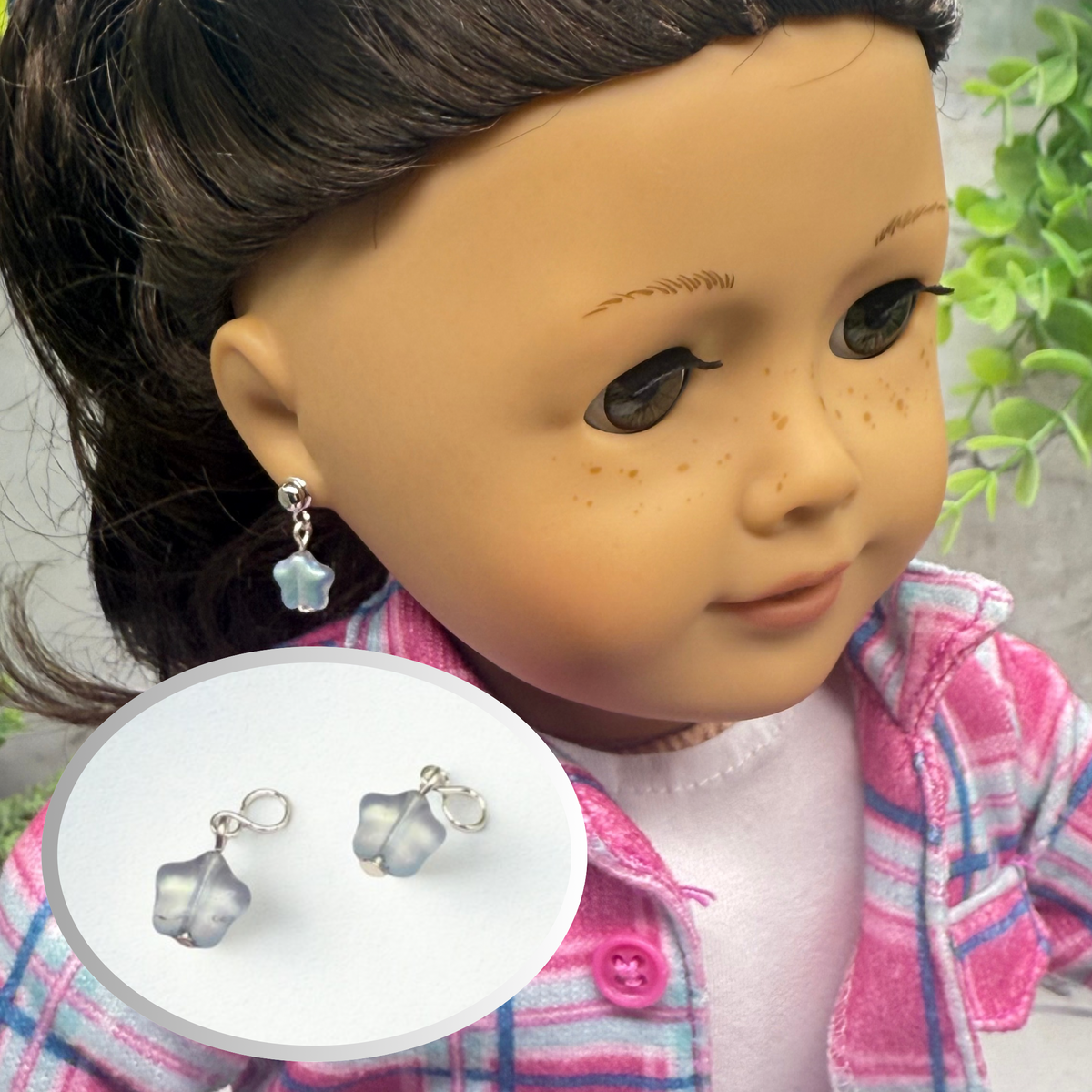 ✨Handmade Doll Earring Dangles (fit 2mm earring posts) Designed to Fit popular 18 Inch Fashion Dolls: add a touch of “Patriotic Flare 🇺🇸” to your favorite doll!✨

Light Blue Pearly Star Doll Earrings DANGLE ONLY Fits 2mm Post