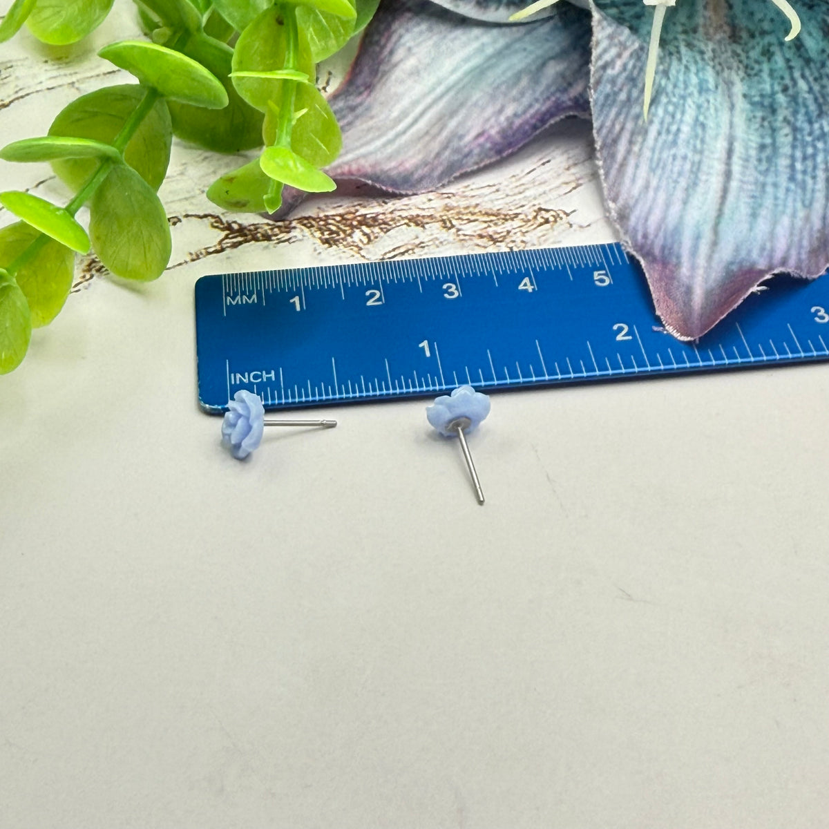 ✨ Handmade Doll Jewelry Designed to Fit popular 18 Inch Fashion Dolls: add a stylish touch to your favorite doll ✨

Light Blue Rose Flower Post Doll Earings