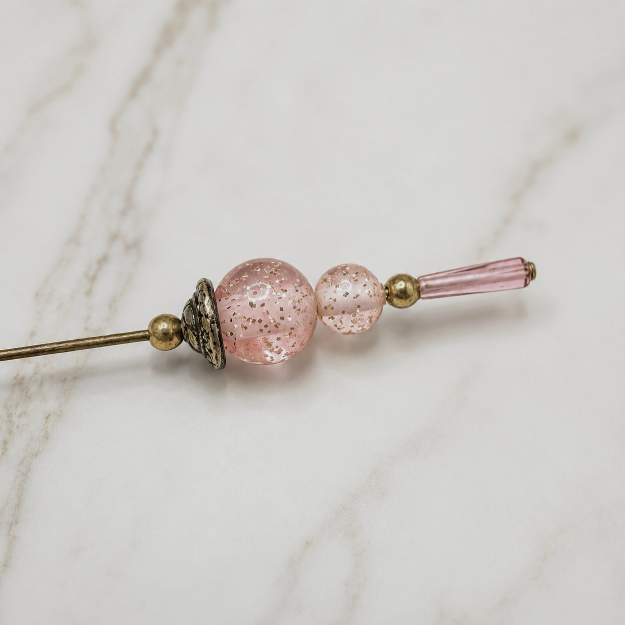 ✨ Handmade Vintage-Inspired Hatpin | Stick Pin | Hat Accessory | Sweater & Hijab Pin | Decorative Jewelry Gift for Her ✨

Light Pink Glass Specked Glitter Acrylic  - silver tone Hatpin -  6.5 Inch