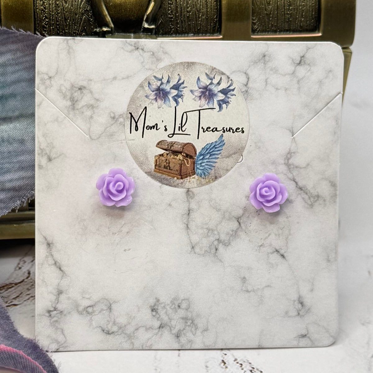 ✨Handmade Post Doll Earrings (Only fit 2mm drilled pierced ears) Designed to Fit popular 18 Inch Fashion Dolls: add a stylish touch to your favorite doll ✨

Light Purple Lilac Rose Flower 2mm Post Doll Earrings
