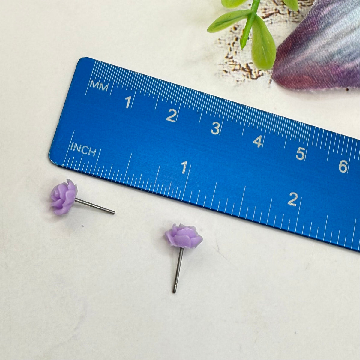 ✨ Handmade Doll Jewelry Designed to Fit popular 18 Inch Fashion Dolls: add a stylish touch to your favorite doll ✨

Light Purple Lilac Rose Flower Post Doll Earrings