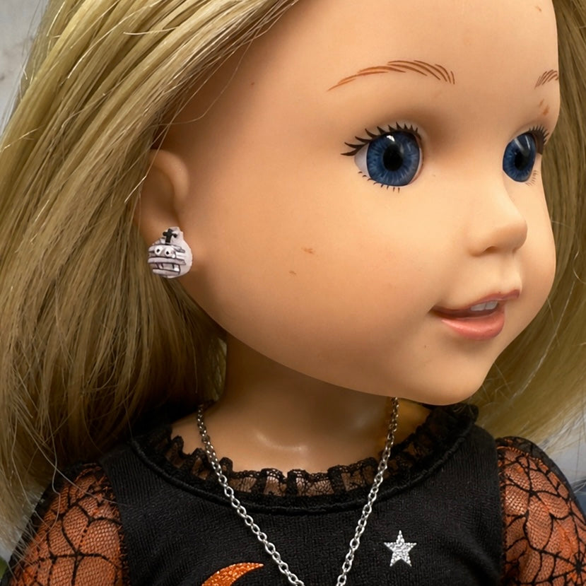 Handmade Doll Jewelry Designed to Fit popular 14 Inch Fashion Dolls: add some “Spooky Halloween 🎃” style to your favorite doll! Mummy Halloween Doll Necklace and Earrings Set