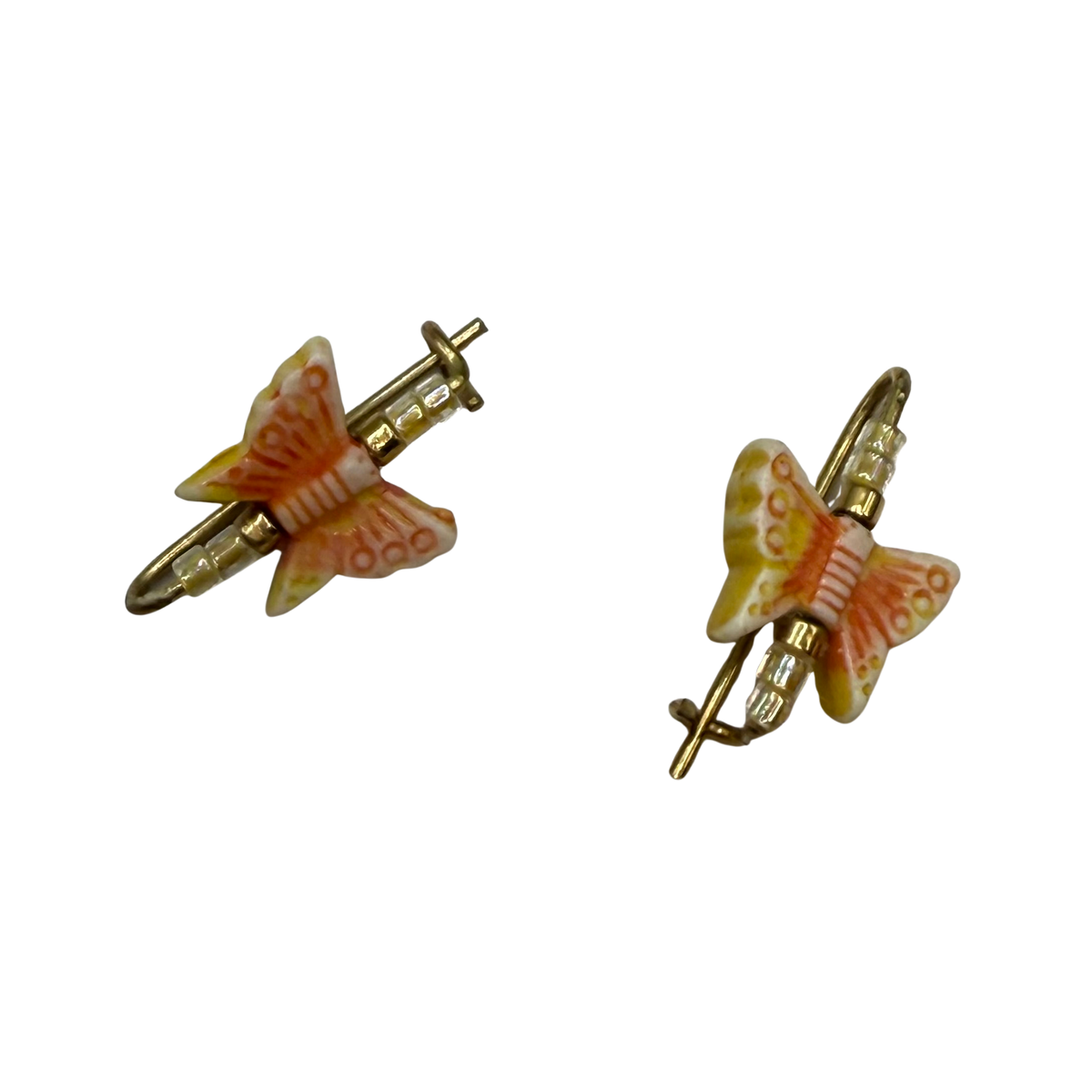 Handmade Doll Accessories Designed to Fit popular 14-18 inch Fashion Dolls: add a stylish touch to your favorite doll! Set of 2 charming Orange Coral Beige Acrylic Beaded Butterfly Doll Hair Barrettes