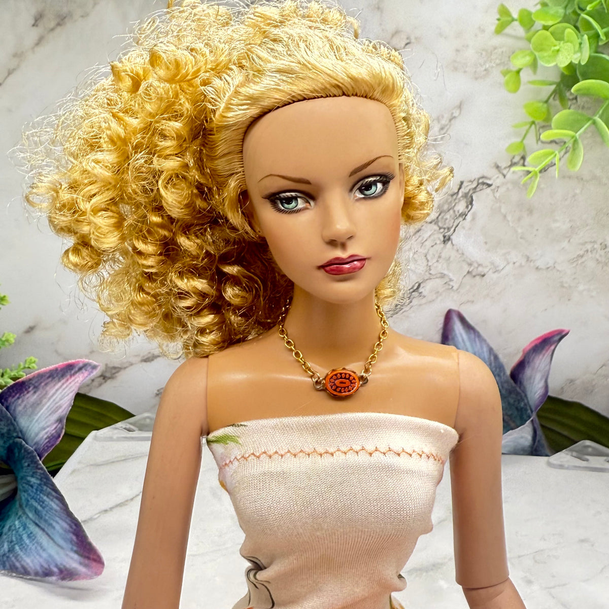 Oval Red Orange Pendant Trendy Doll Necklace • Necklace measures 3.5 inches long • Necklace shown on 16” Tonner - Sydney Chase “Envy” doll