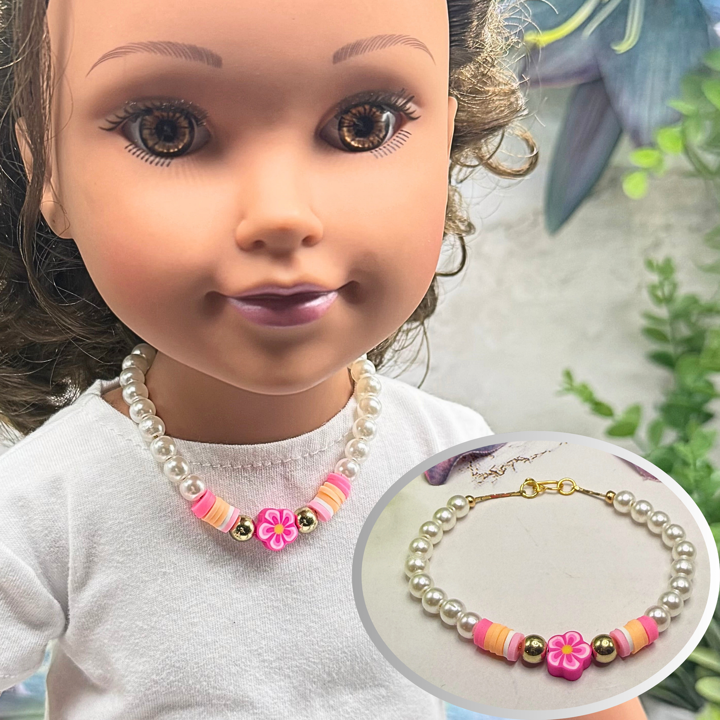 ✨Handmade Doll Jewelry Designed to Fit popular 18 Inch Fashion Dolls: add a little “Summer Fun ☀️ Beachy Style 🏝️” to your favorite doll!✨

Pink Flower Pearl Beaded Beach Hawaiian Style Doll Necklace