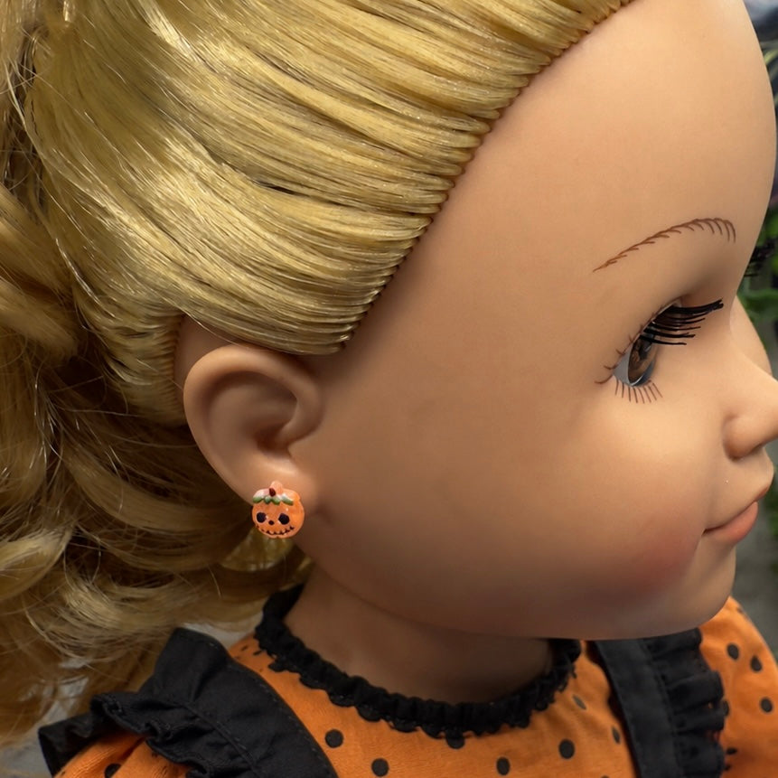 Handmade Doll Jewelry Designed to Fit popular 18 Inch Fashion Dolls: add some “Spooky Halloween 🎃” style to your favorite doll! Pumpkin Halloween Silicone Plastic Post Doll Earrings