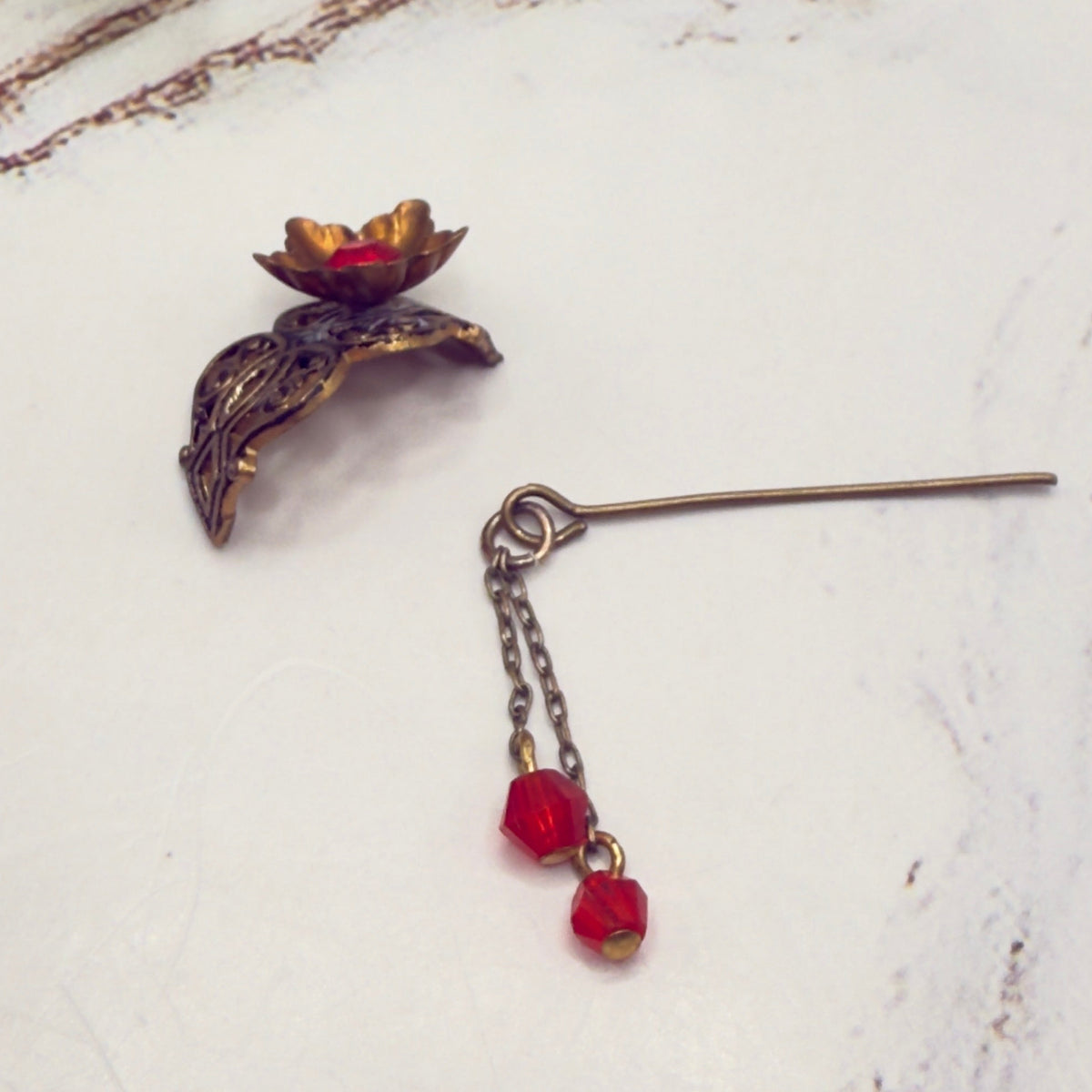 Handmade Doll Accessories Designed to Fit popular 16 inch Fashion Dolls: add a stylish touch to your favorite doll! 
Red Rhinestone Crystal Dangles Bronze Brass Tone Metal Filigree Flower Design Doll Hair Stick