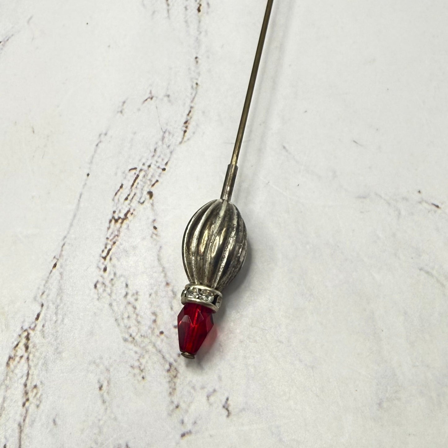 ✨ Handmade Vintage-Inspired Hatpin | Stick Pin | Hat Accessory | Sweater & Hijab Pin | Decorative Jewelry Gift for Her ✨

Red Glass Teardrop Antique Silver -Tone Corrugated Ribbed Swirl Design Clear Rhinestone Accent Hatpin - 6 Inch