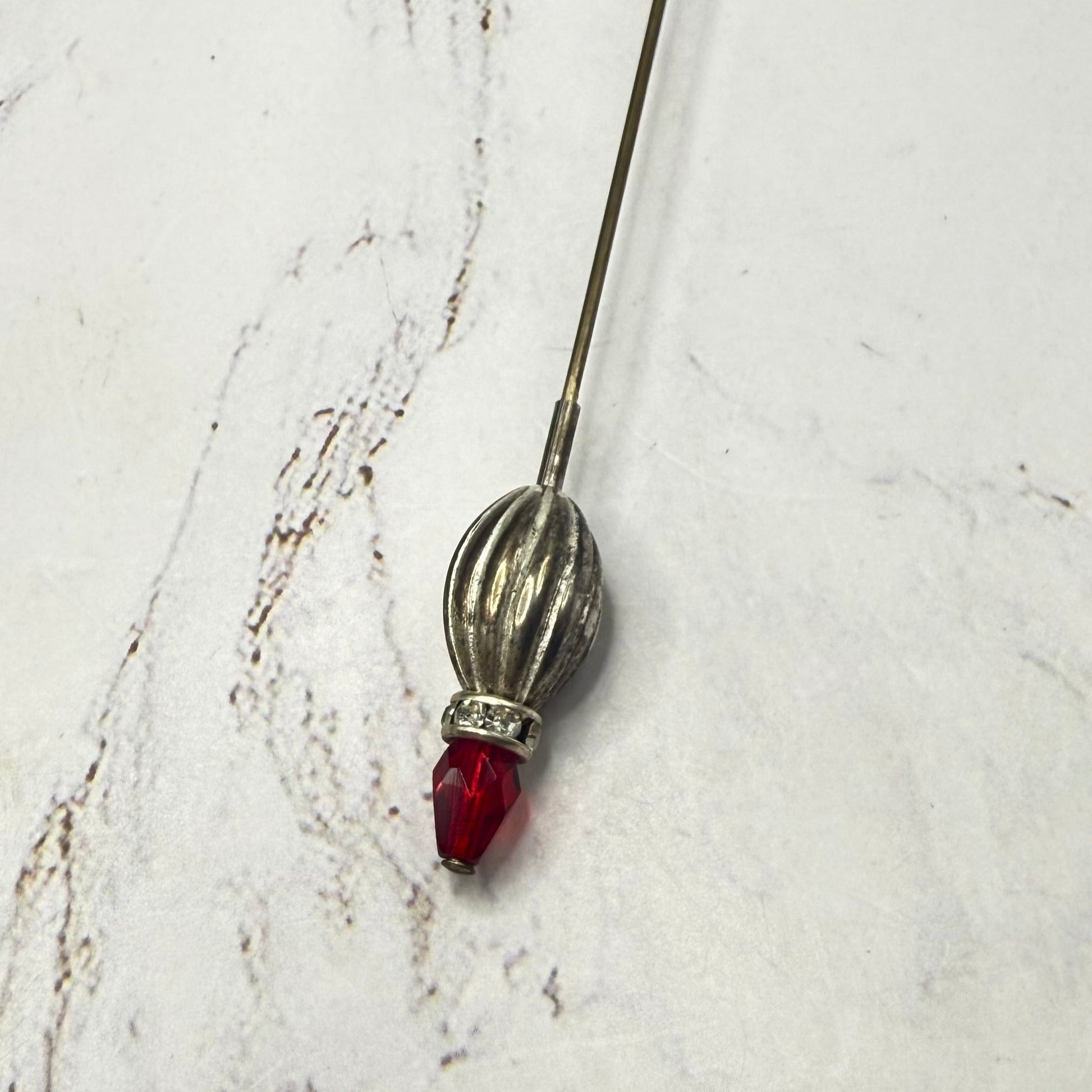 ✨ Handmade Vintage-Inspired Hatpin | Stick Pin | Hat Accessory | Sweater & Hijab Pin | Decorative Jewelry Gift for Her ✨

Red Glass Teardrop Antique Silver -Tone Corrugated Ribbed Swirl Design Clear Rhinestone Accent Hatpin - 6 Inch