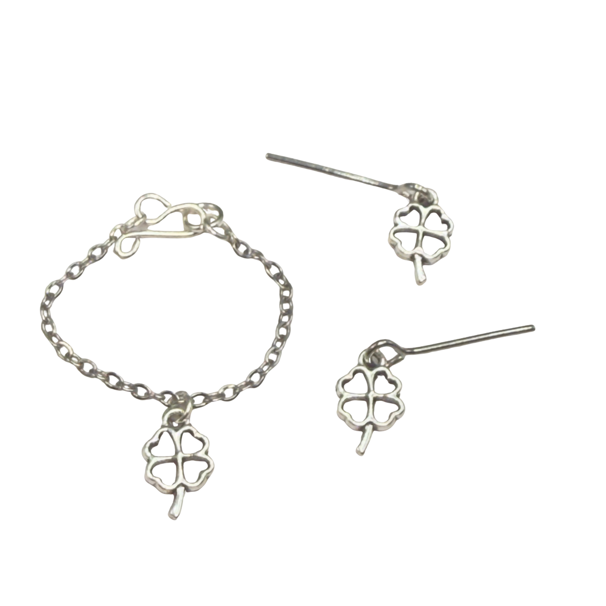 Handmade Doll Jewelry Designed for 10-12” Fashion Trend - 1:6 Size Dolls: add a touch of “Lucky Irish 🍀” style to your favorite doll!
Silver Clover Shamrock Charm Doll Necklace & Earrings