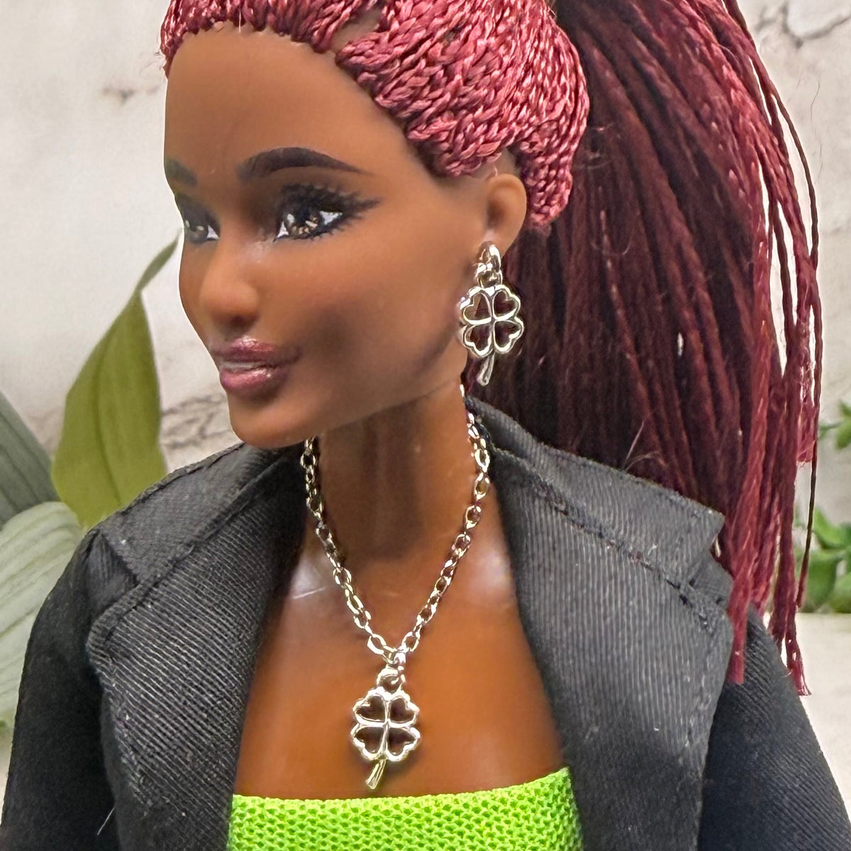 Handmade Doll Jewelry Designed for 10-12” Fashion Trend - 1:6 Size Dolls: add a touch of “Lucky Irish 🍀” style to your favorite doll!
Silver Clover Shamrock Charm Doll Necklace & Earrings