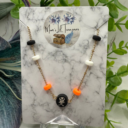 ✨Handmade Doll Jewelry Designed to Fit popular 18 Inch Fashion Dolls: add some “Spooky Halloween 🎃” style to your favorite doll!✨

Skull Bones Halloween Silicone Beaded Gold Chain Doll Necklace
