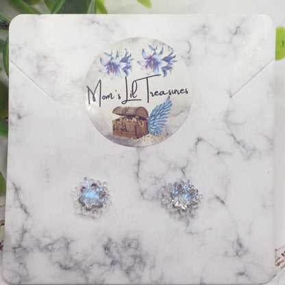 ✨Handmade Doll Jewelry Designed to Fit popular 18 Inch Fashion Dolls: add a touch of “Winter Style ❄️” to your favorite doll!✨

Sparkly Snowflake Post Doll Earrings
