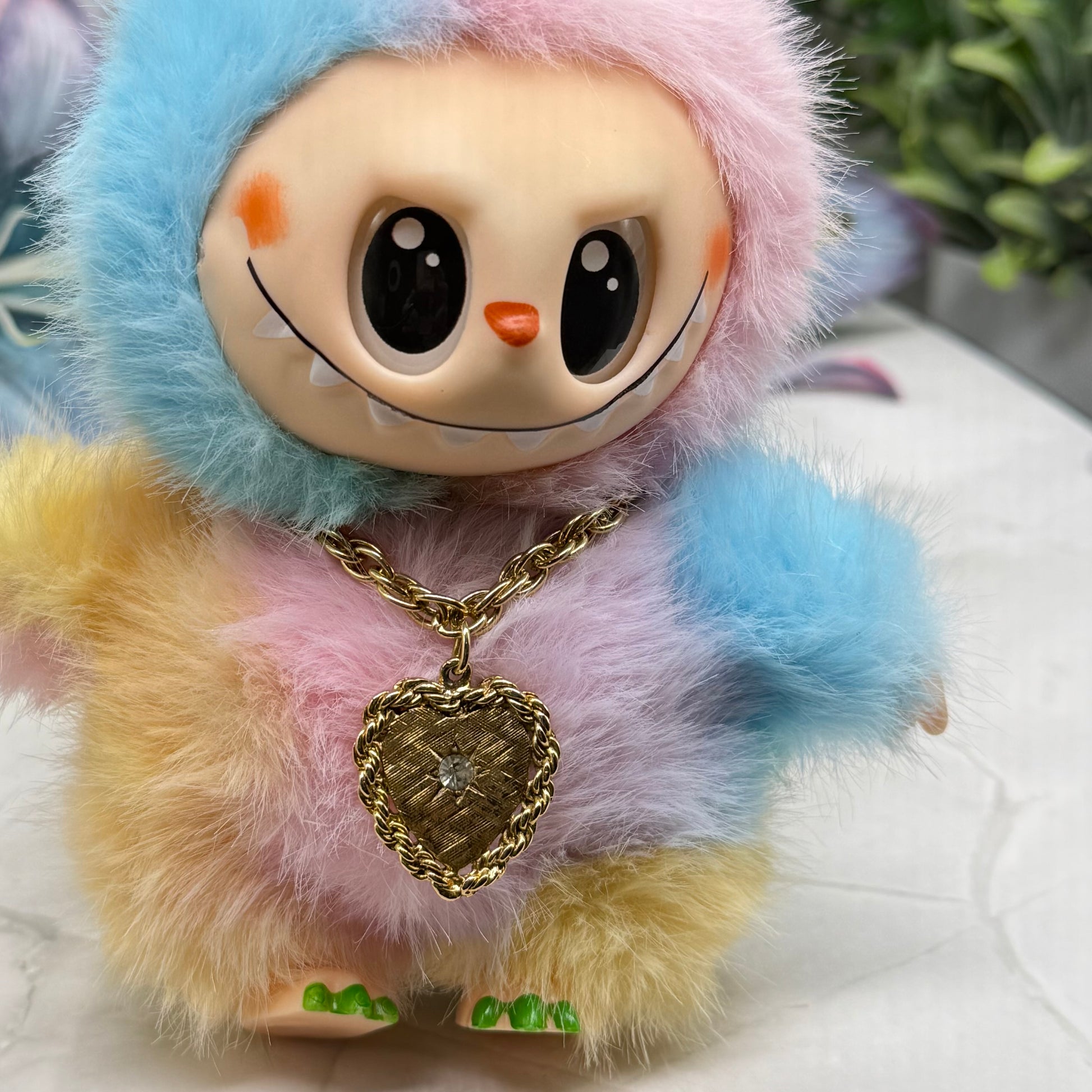 ✨Handmade Jewelry Designed to fit popular 17 to 20 cm (6 to 7 inch) Plushie Labubu Monster Dolls: add a stylish touch to your favorite plushie! ✨

Textured Rope Border Heart Pendant Necklace