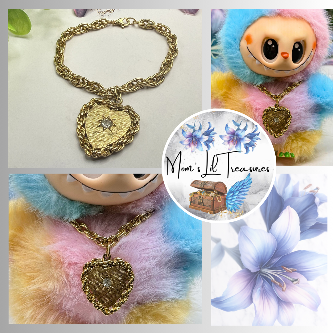✨Handmade Jewelry Designed to fit popular 17 to 20 cm (6 to 7 inch) Plushie Labubu Monster Dolls: add a stylish touch to your favorite plushie! ✨

Textured Rope Border Heart Pendant Necklace