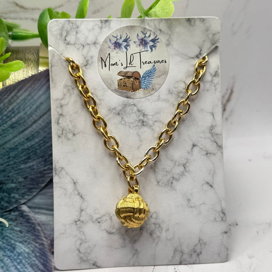 ✨Handmade Jewelry Designed to fit popular 17 to 20 cm (6 to 7 inch) Plushie Labubu Monster Dolls: add a stylish touch to your favorite plushie! ✨

Textured Sphere Pendant Gold Necklace