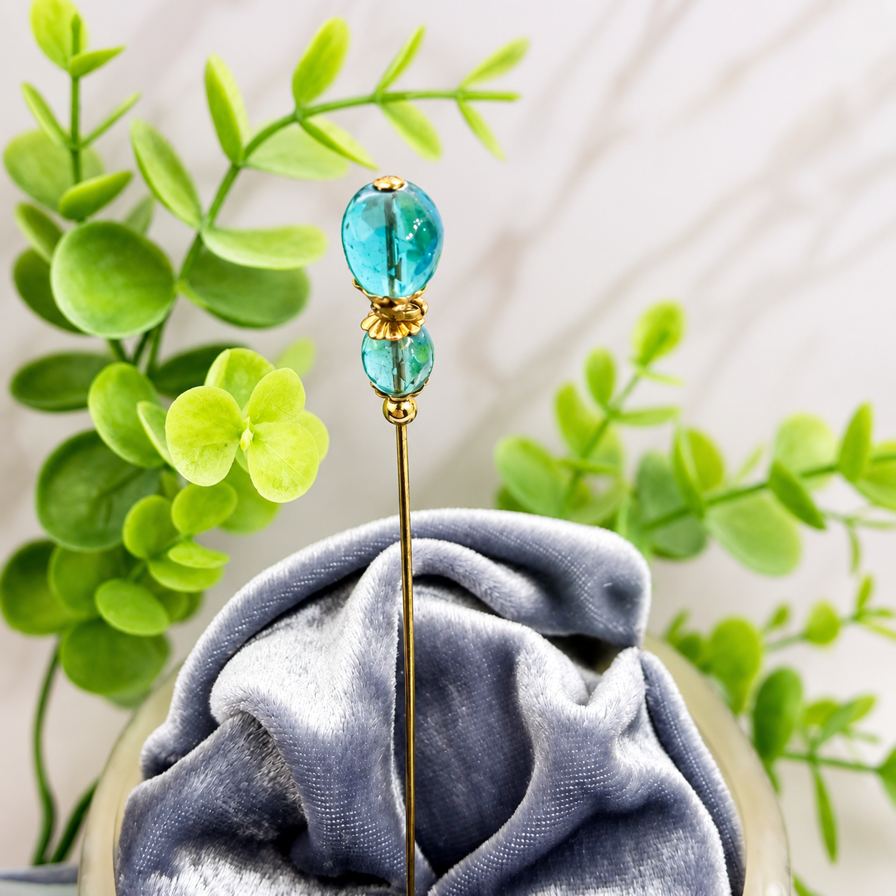 ✨ Handmade Vintage-Inspired Hatpin | Stick Pin | Hat Accessory | Shawl - Scarf  - Hijab Pin | Decorative Jewelry Gift for Her ✨

Translucent Aqua-Blue Facted Glass Crystal and Gold Tone Accents Hatpin - 6 inch