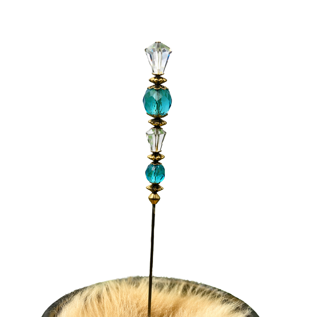 ✨ Handmade Vintage-Inspired Hatpin | Stick Pin | Hat Accessory | Sweater & Hijab Pin | Decorative Jewelry Gift for Her ✨

Turquoise Blue & Clear Crystals - Gold Tone Findings - measures 6” long.