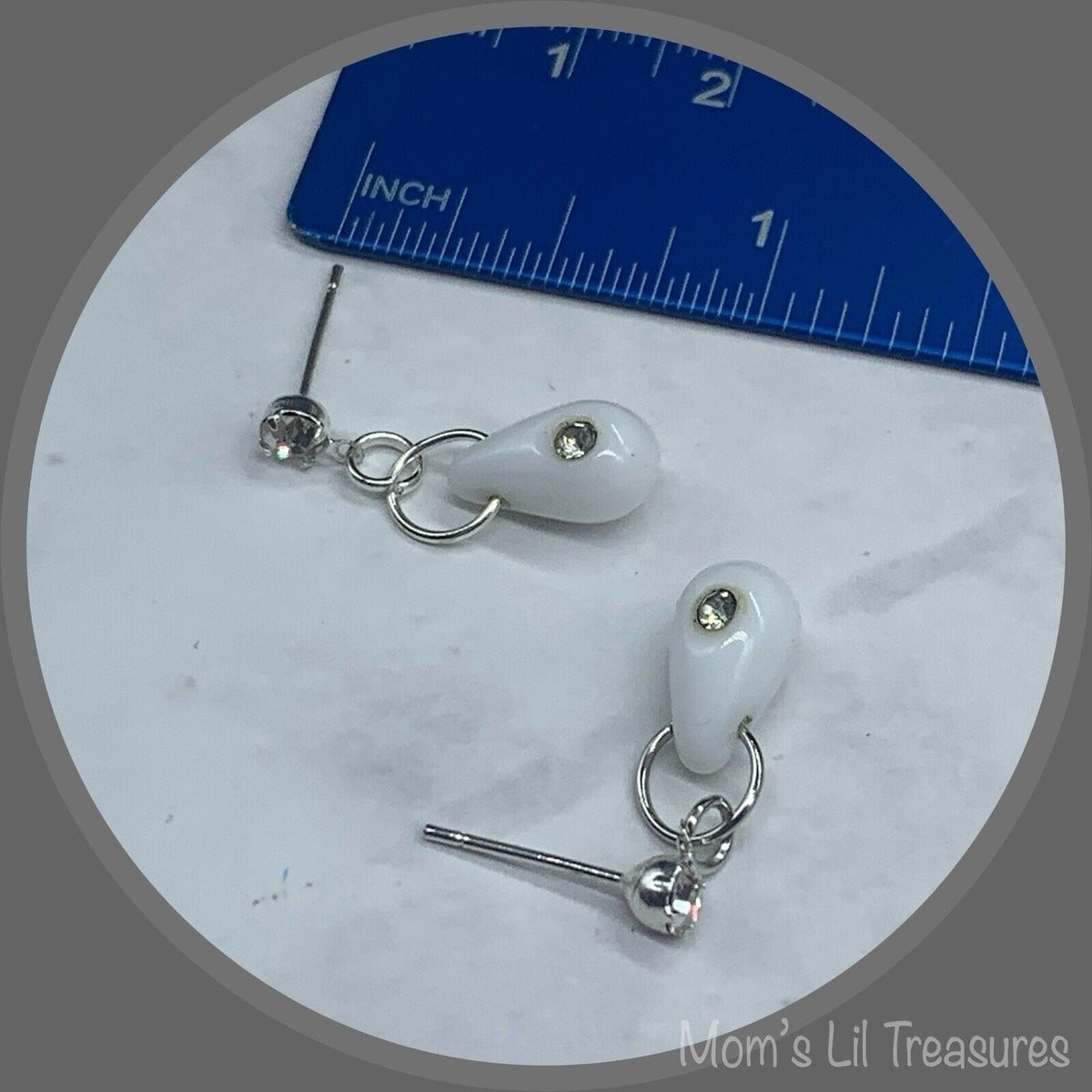 Handmade Doll Jewelry Designed to Fit popular 18-22 Inch Vintage Fashion Dolls: add a stylish touch to your favorite doll!
White Glass Teardrop Rhinestone Accent Dangle Doll Earrings